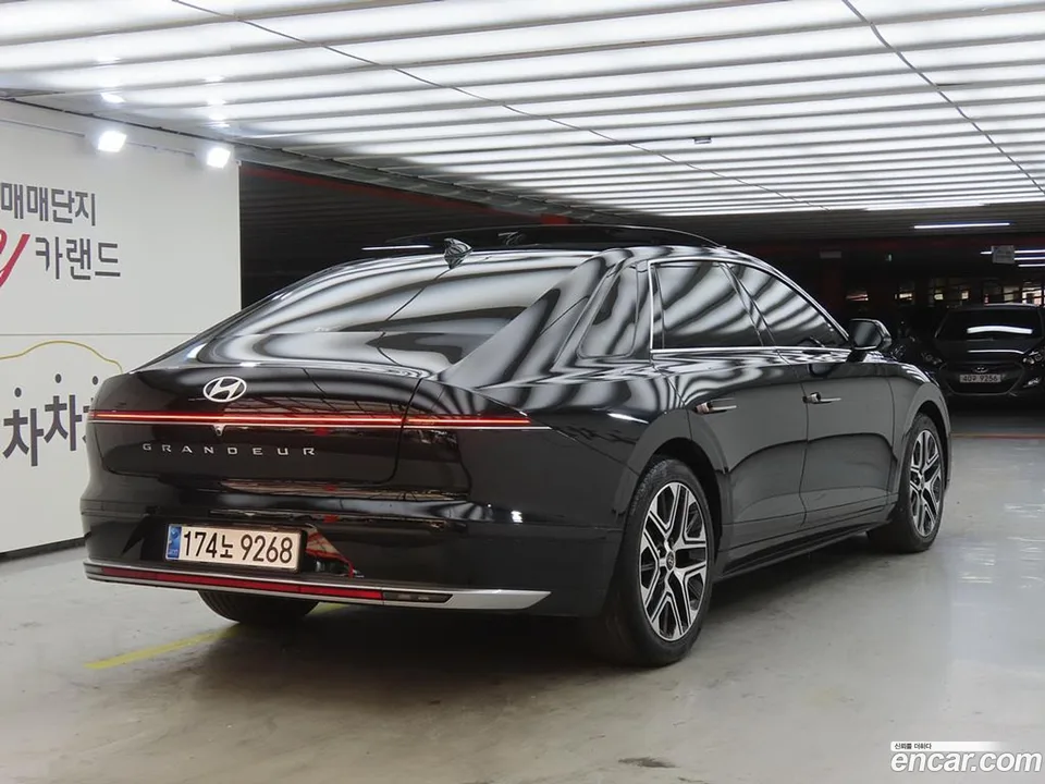 Hyundai Grandeur Hybrid 2023 — миниатюра 4