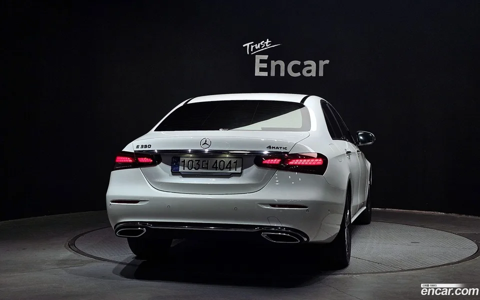 Mercedes-Benz E-Class E250 2023 — миниатюра 4