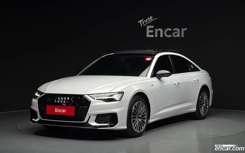 Audi A6 45 TFSI 2024 — фото 1, купить с доставкой в Москву