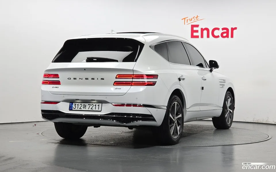 Genesis GV80 2.5T AWD 2023 — миниатюра 2