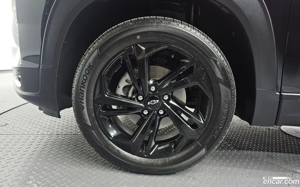 Chevrolet Trailblazer 1.3 4WD 2023 — миниатюра 5