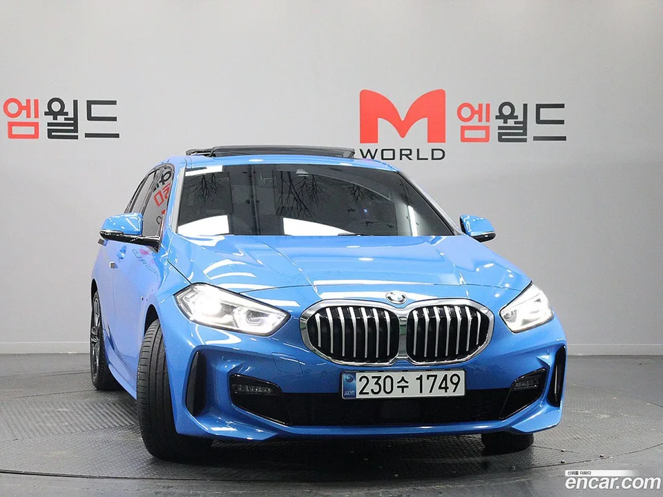 BMW 1 Series 120i M 2024 — миниатюра 3