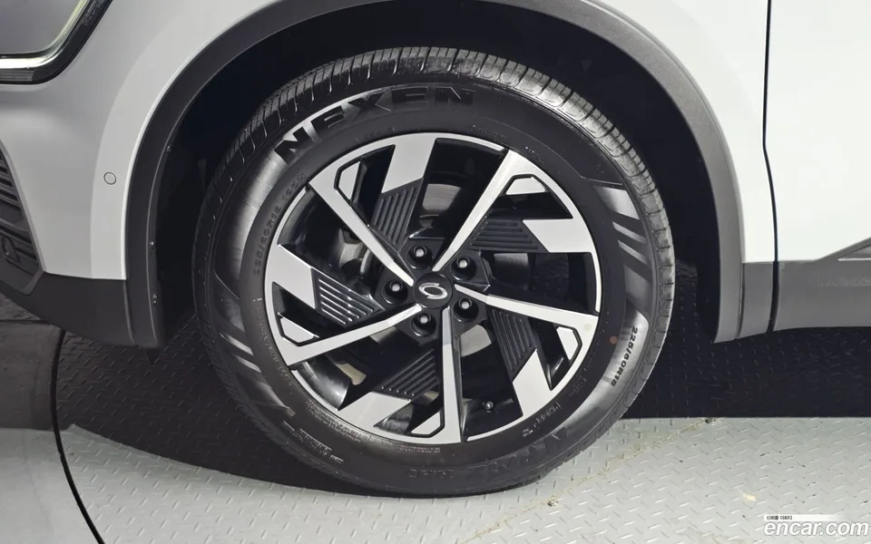 Renault Samsung QM6 2.0 GDe LE 2WD 2023 — миниатюра 5