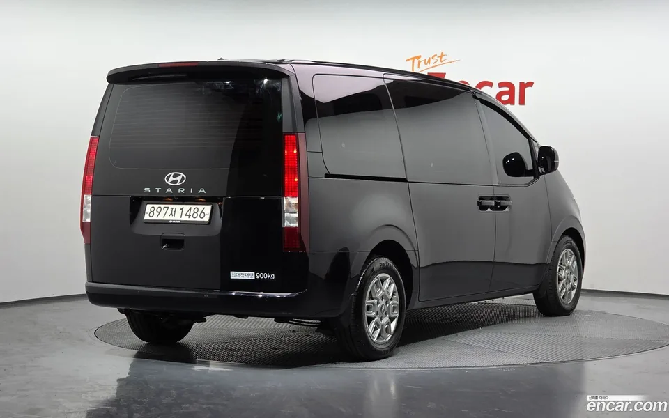 Hyundai Staria L3.5 3 2025 — миниатюра 2