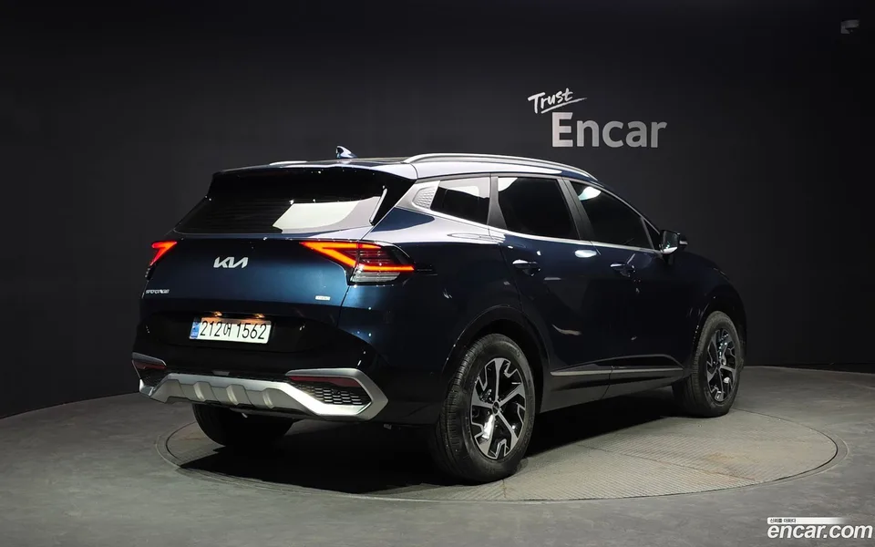 Kia Sportage Hybrid 4WD 2024 — миниатюра 2