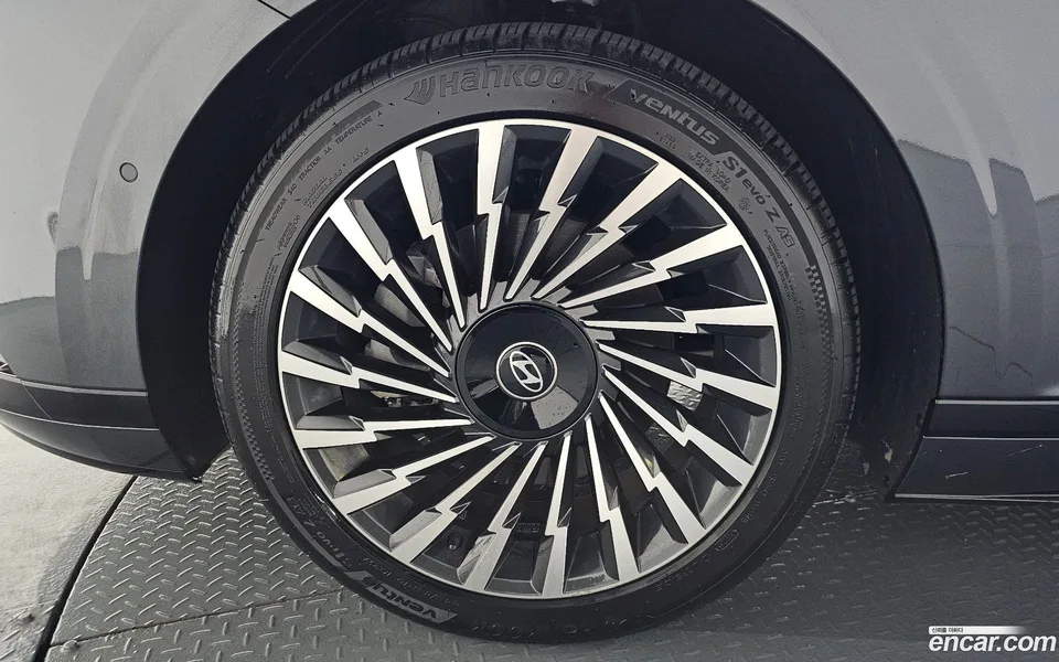 Hyundai Grandeur 2.5 2WD 2023 — миниатюра 5