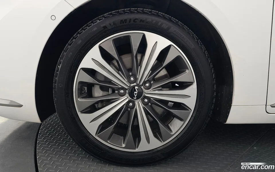 Kia K8 2.5 2WD 2023 — миниатюра 5