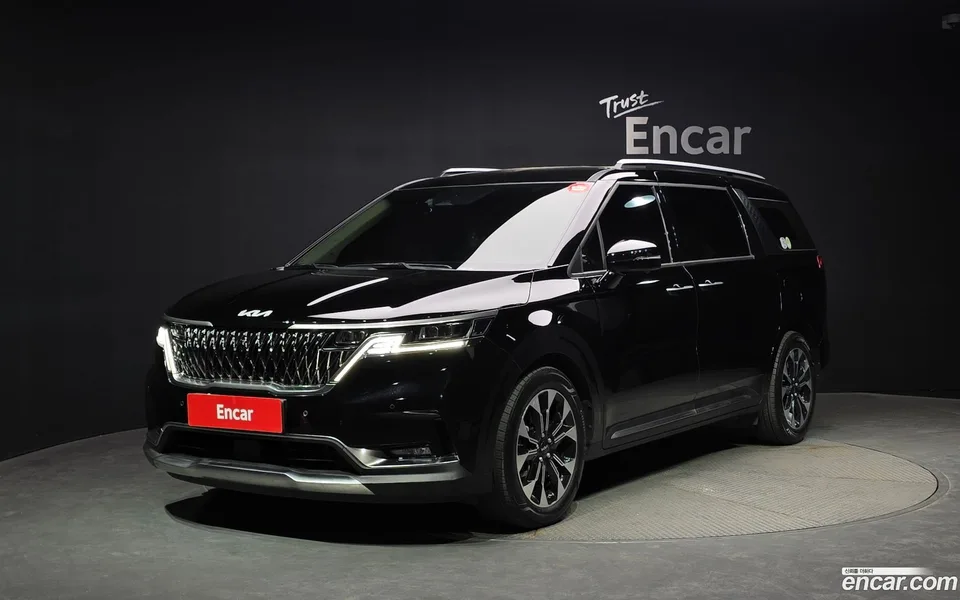 Kia Carnival 9 2022 — фото 1, купить с доставкой в Москву