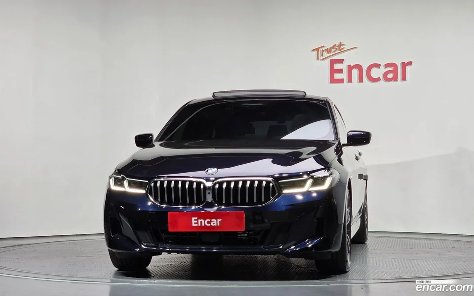 BMW 6 Series GT 620d xDrive M 2023 — миниатюра 3