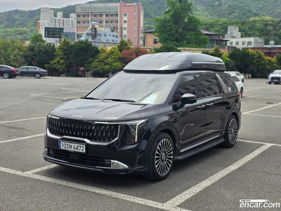 Kia Carnival 9 () 2024 — фото 1, купить с доставкой в Москву