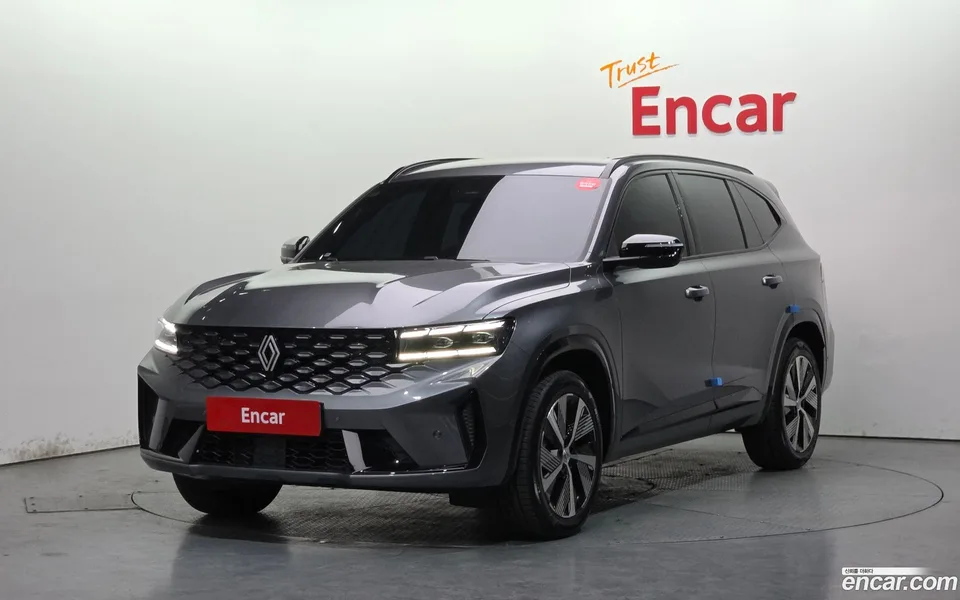 Renault Samsung Grand Koleos 1.5 E-TECH 2WD 2025 — фото 1, купить с доставкой в Москву