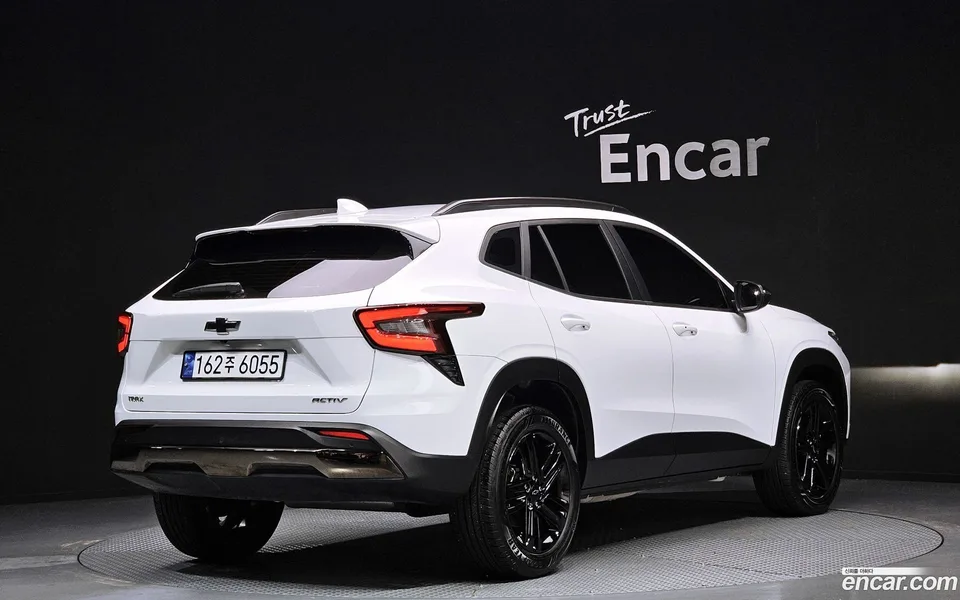 Chevrolet Trax Crossover 1.2 ACTIV 2023 — миниатюра 2