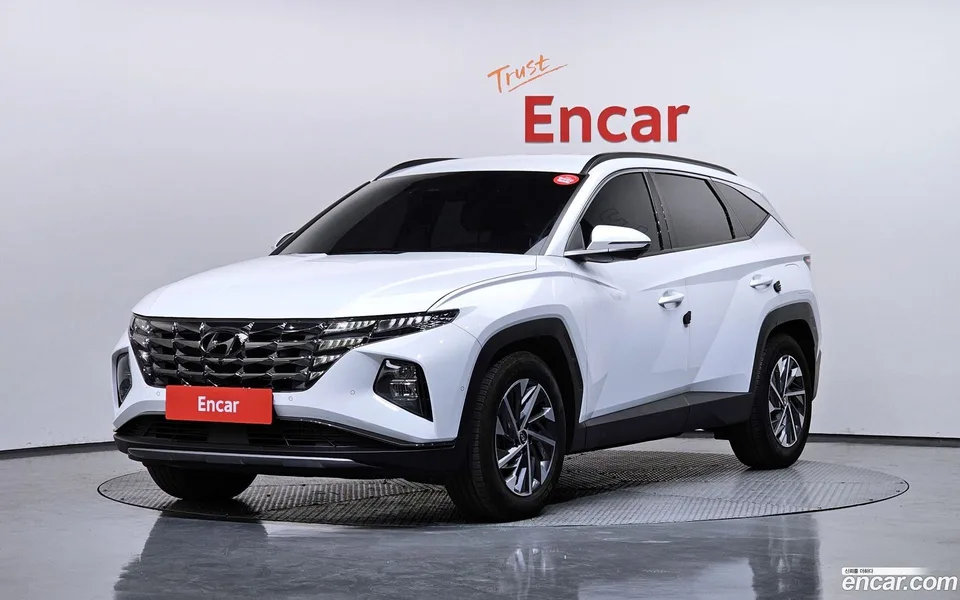 Hyundai Tucson Hybrid 2WD 2022 — фото 1, купить с доставкой в Москву