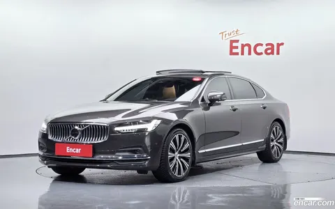 Volvo S90 2023 купить в Москве