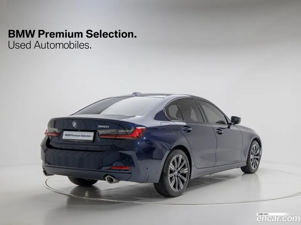 BMW 3 Series 320i 2025 — миниатюра 2