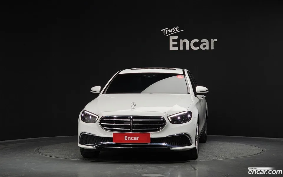Mercedes-Benz E-Class E250 2022 — миниатюра 3