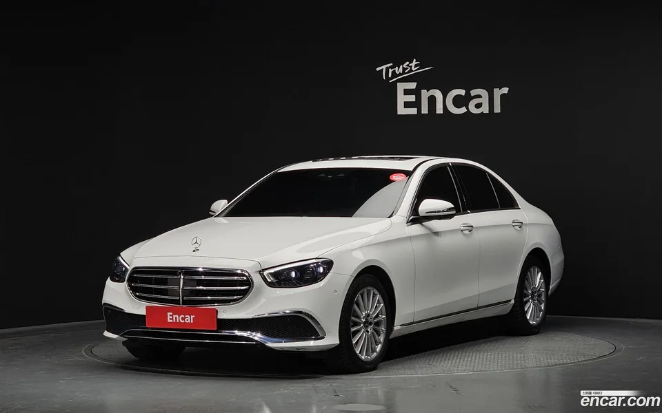 Mercedes-Benz E-Class E250 2022 — фото 1, купить с доставкой в Москву