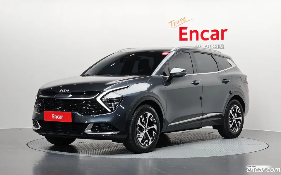 Kia Sportage Hybrid 2WD 2024 — фото 1, купить с доставкой в Москву