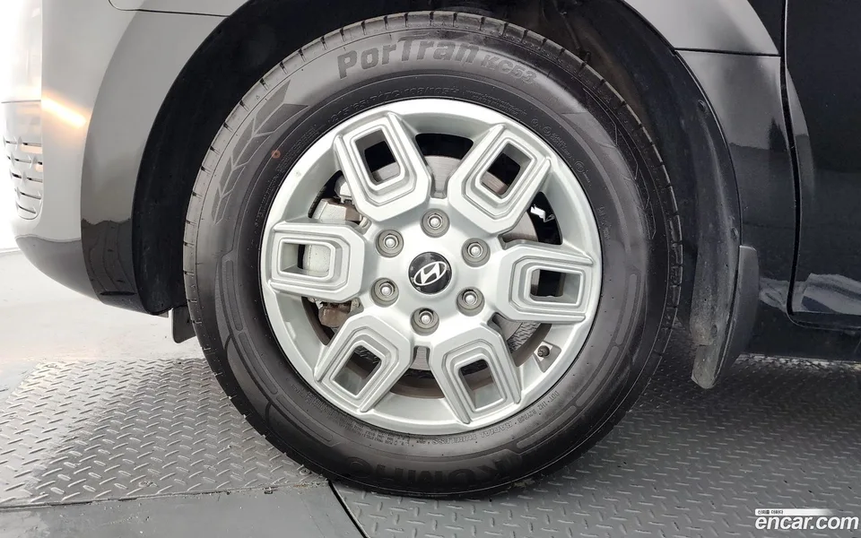 Hyundai Staria 3 2024 — миниатюра 5