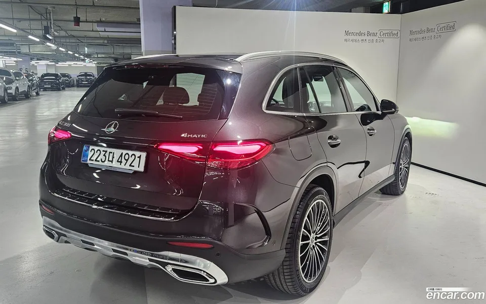 Mercedes-Benz GLC-Class GLC300 4MATIC AMG Line 2025 — миниатюра 4