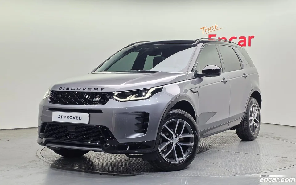 Land Rover Discovery Sport P250 SE 2025 — фото 1, купить с доставкой в Москву