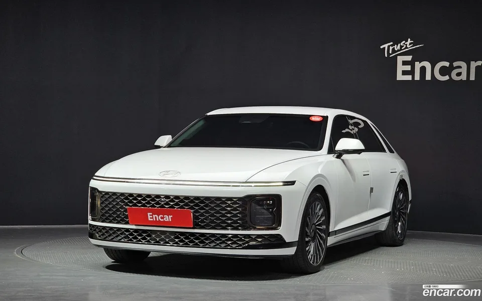Hyundai Grandeur Hybrid 2023 — фото 1, купить с доставкой в Москву