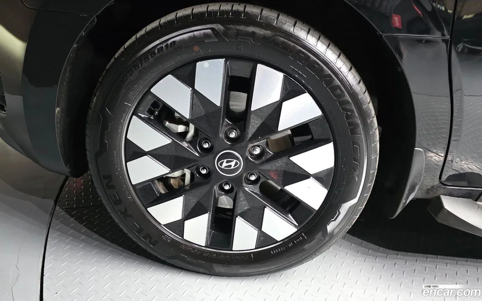 Hyundai Staria HEV 1.6 9 2024 — миниатюра 5
