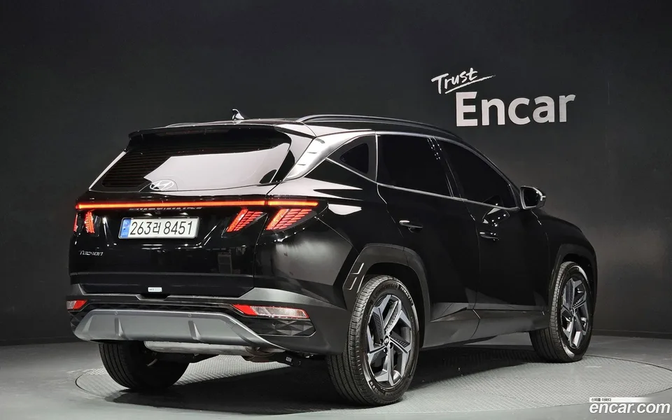Hyundai Tucson 1.6 2WD 2022 — миниатюра 2