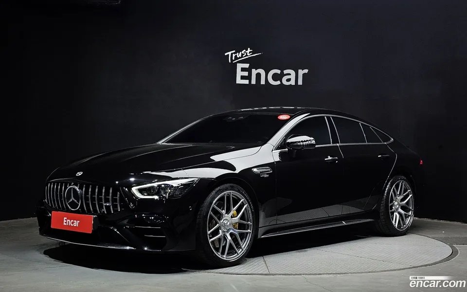 Mercedes-Benz AMG GT 4 43 4MATIC+ 2023 — фото 1, купить с доставкой в Москву