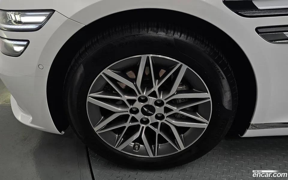 Genesis G80 2.5 2WD 2024 — миниатюра 5