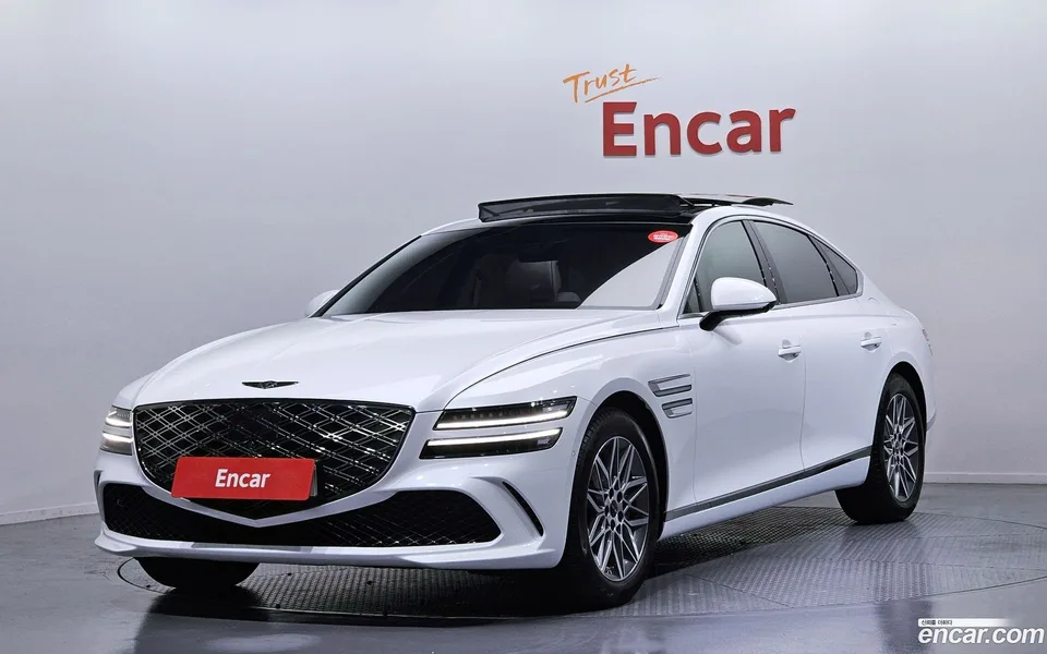 Genesis G80 2.5 2WD 2024 — фото 1, купить с доставкой в Москву