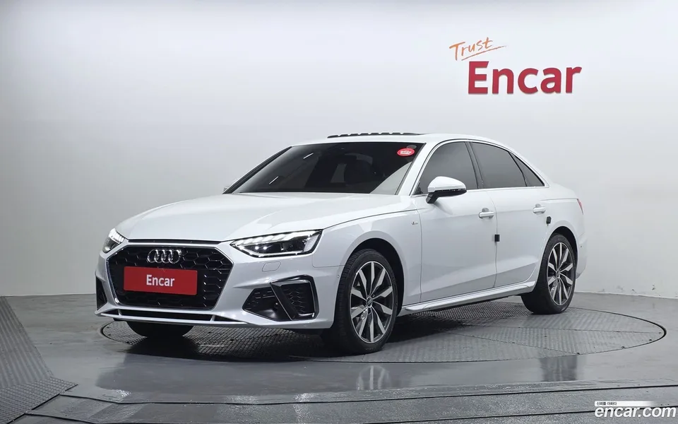 Audi A4 40 TFSI 2023 — фото 1, купить с доставкой в Москву