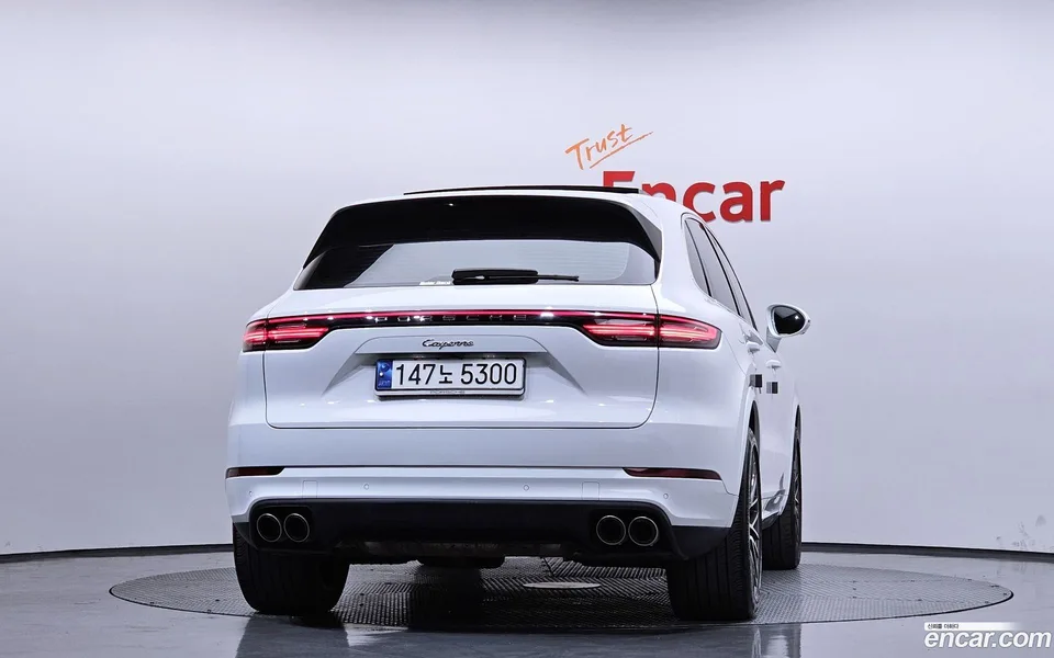 Porsche Cayenne 3.0 2023 — миниатюра 4