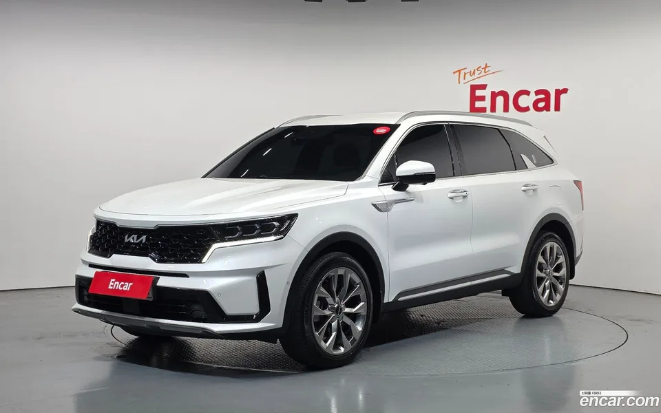 Kia Sorento 2.5T 2WD 2022 — фото 1, купить с доставкой в Москву