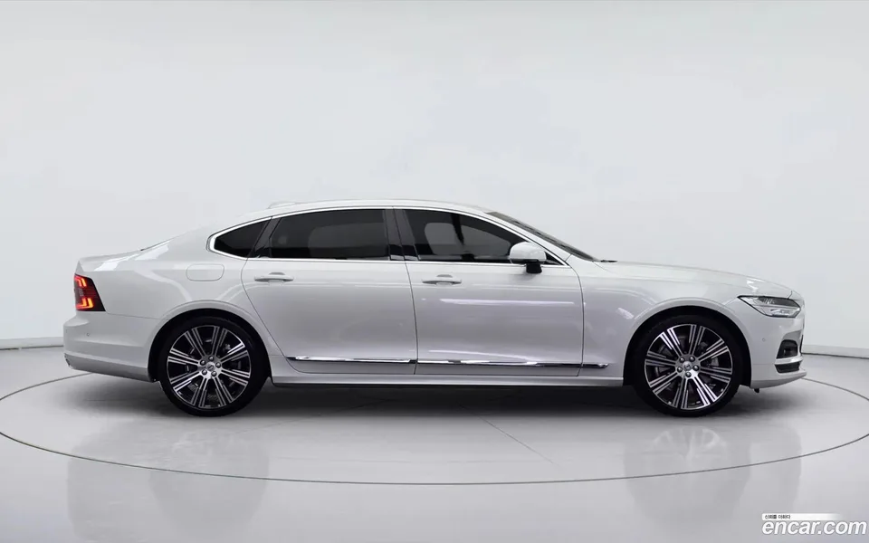 Volvo S90 B6 AWD 2024 — миниатюра 3