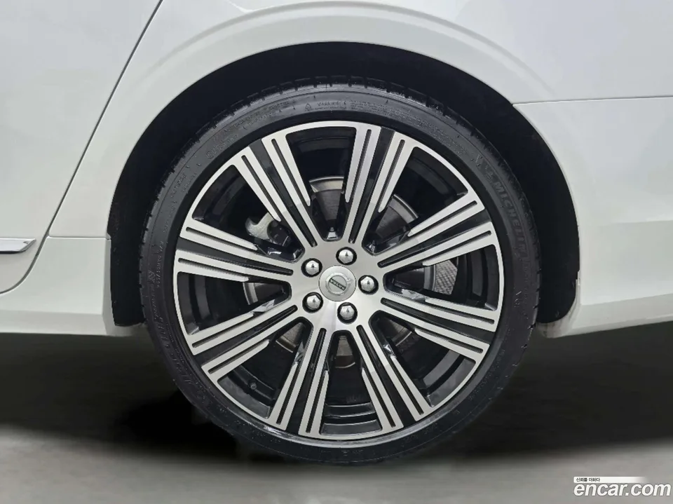 Volvo S90 B6 AWD 2024 — миниатюра 5