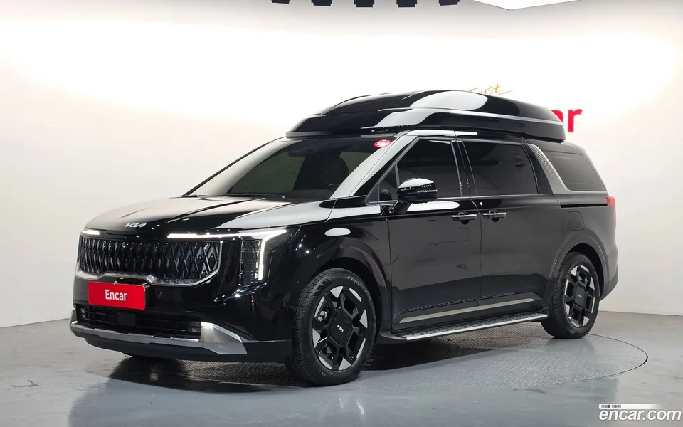 Kia Carnival HEV 9 2024 — фото 1, купить с доставкой в Москву