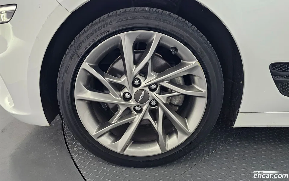 Genesis G70 2.0T 4WD 2022 — миниатюра 5