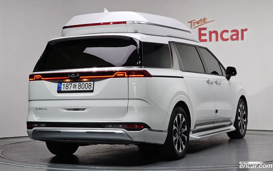 Kia Carnival 7 2022 — миниатюра 2