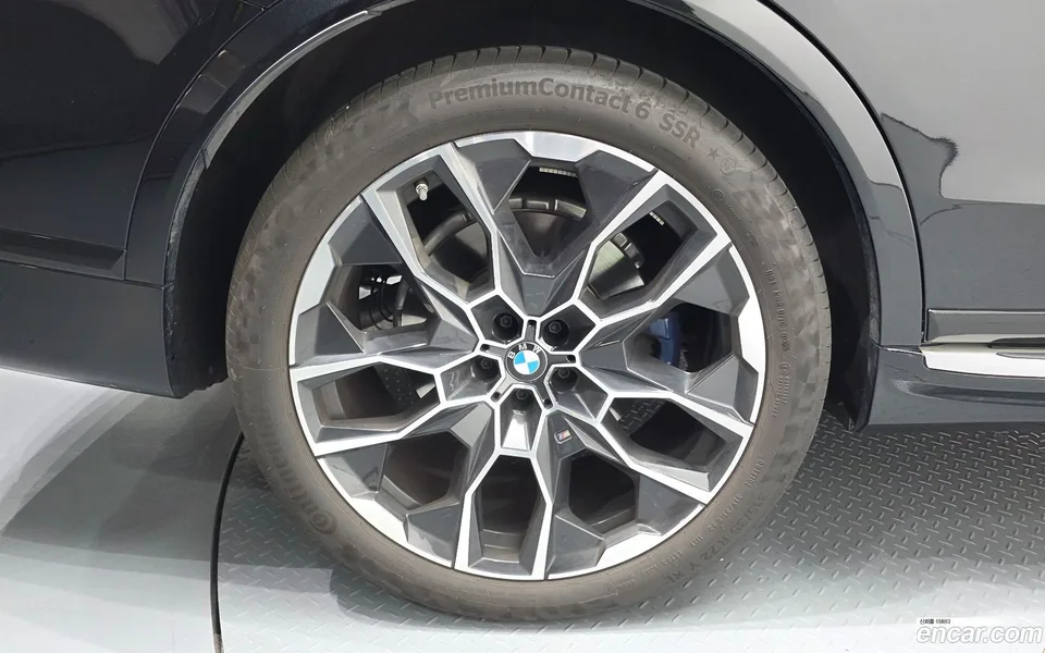BMW X7 xDrive 40i M 6 2025 — миниатюра 5