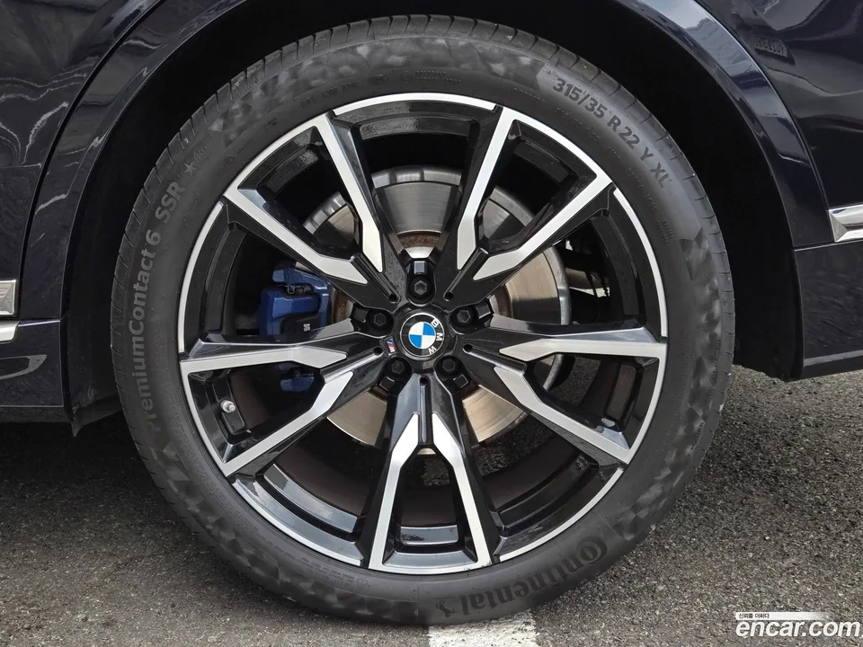 BMW X7 xDrive 40i M 6 2022 — миниатюра 5