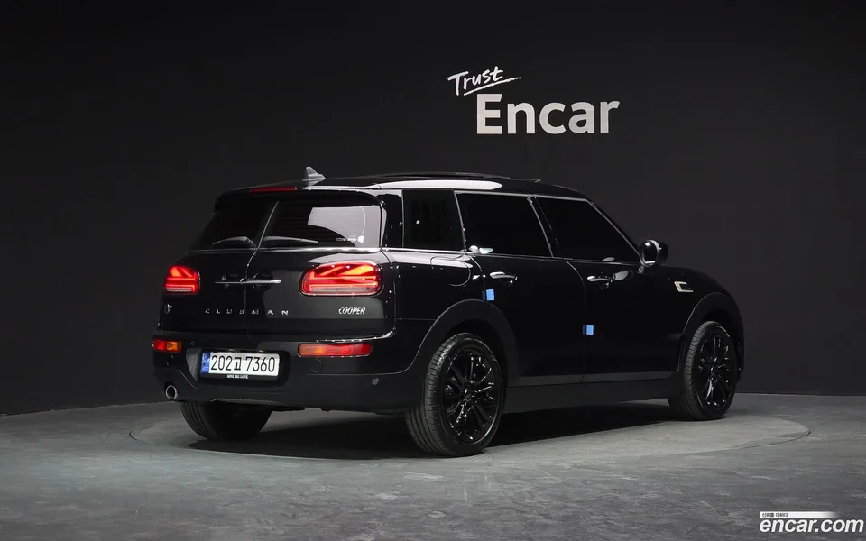 MINI Cooper Clubman 2024 — миниатюра 2