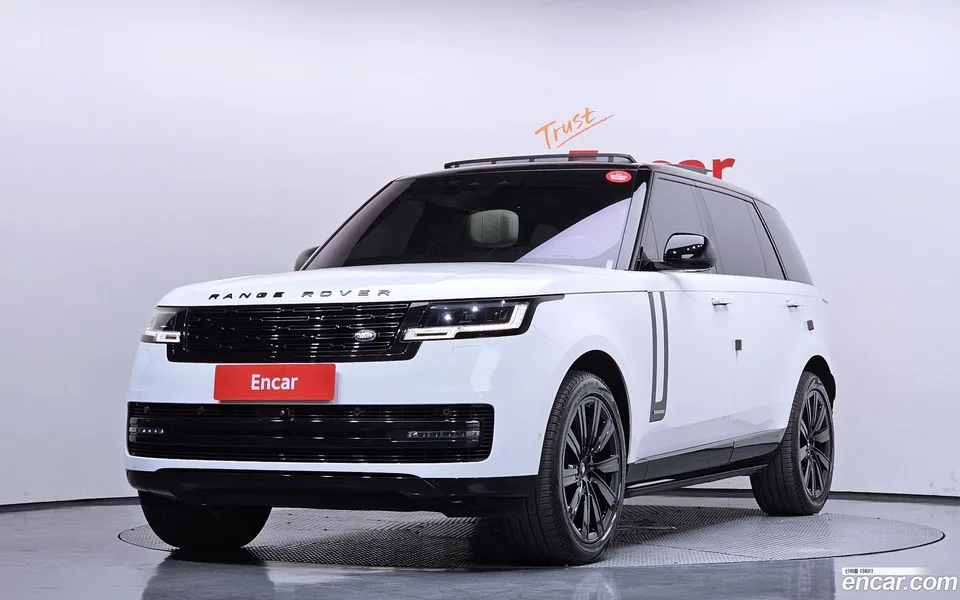 Land Rover Range Rover P530 AB LWB 2023 — фото 1, купить с доставкой в Москву