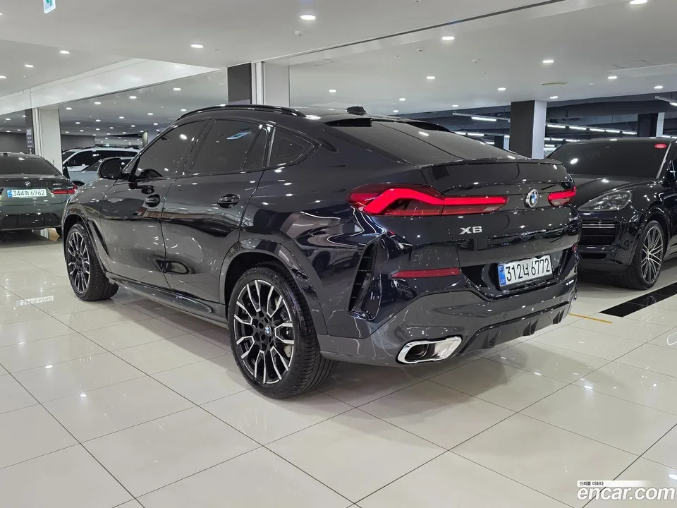BMW X6 xDrive40i M 2025 — миниатюра 2