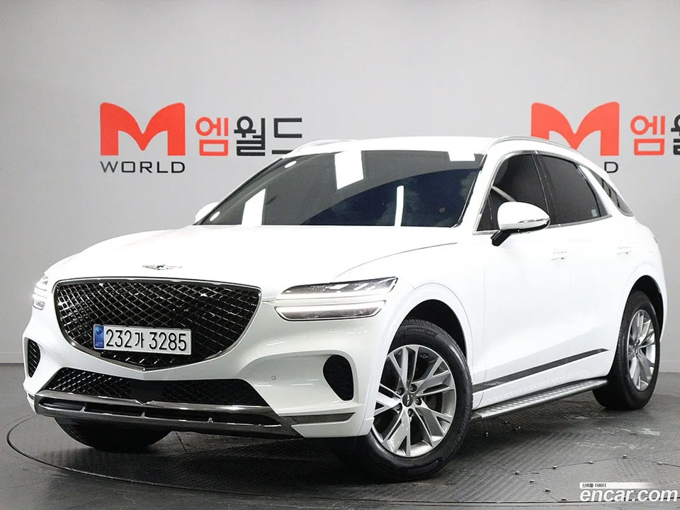 Genesis GV70 2.5T AWD 2023 — фото 1, купить с доставкой в Москву