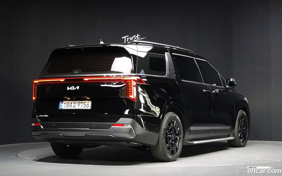 Kia Carnival 7 2024 — миниатюра 2