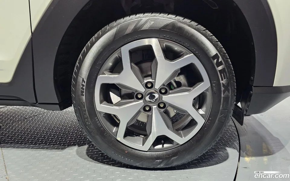 KG Mobility Torres 1.5 2WD 2024 — миниатюра 5