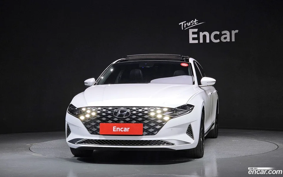 Hyundai Grandeur IG Hybrid 2022 — миниатюра 3