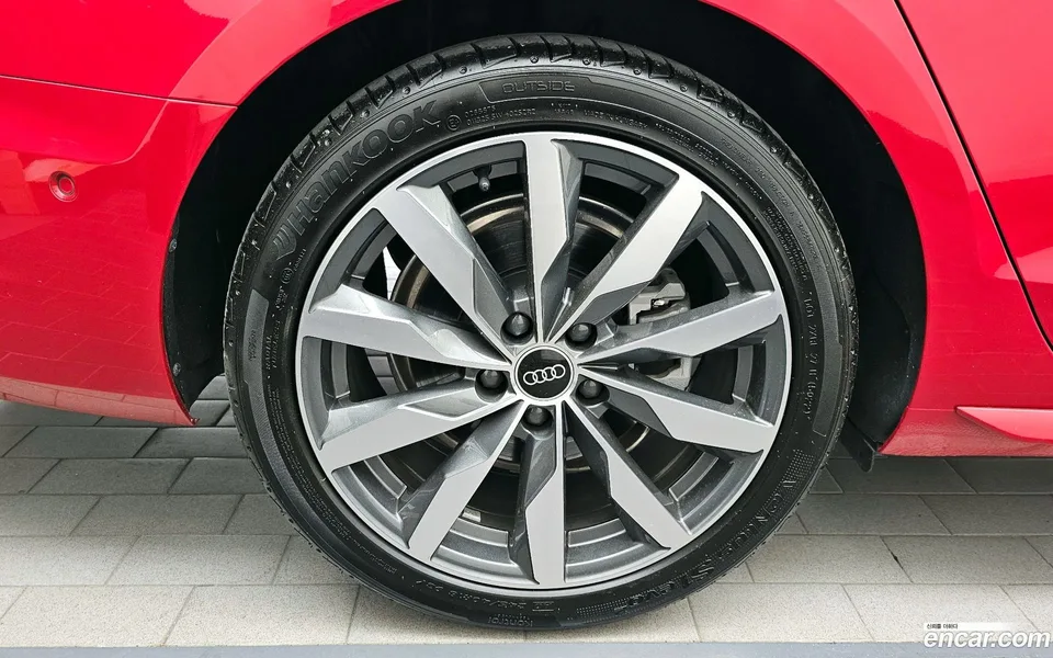 Audi A4 35 TDI 2023 — миниатюра 5