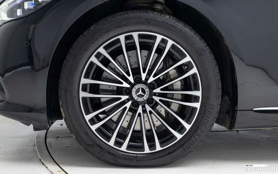 Mercedes-Benz S-Class S350 d 4MATIC 2025 — миниатюра 5